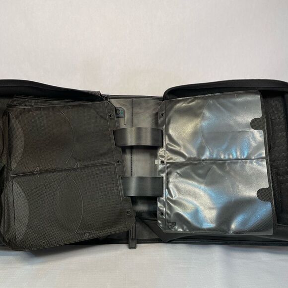 BLACK CASE LOGIC DVD CASE FITS 116 EUC - Picture 5 of 7